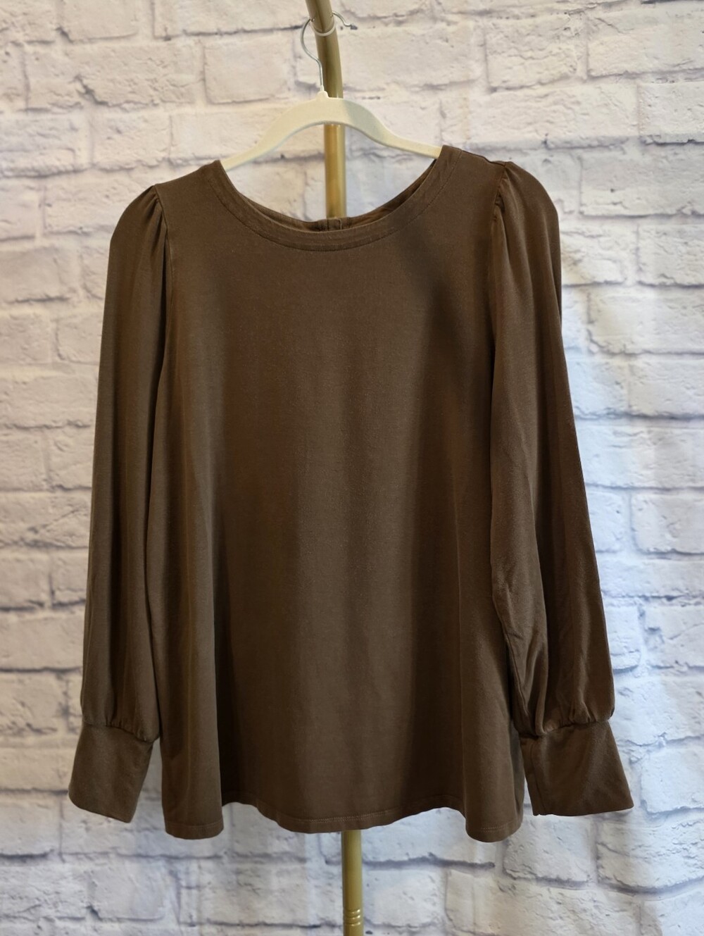 Jill Brown Puff Sleeve Button-Back Top Size M